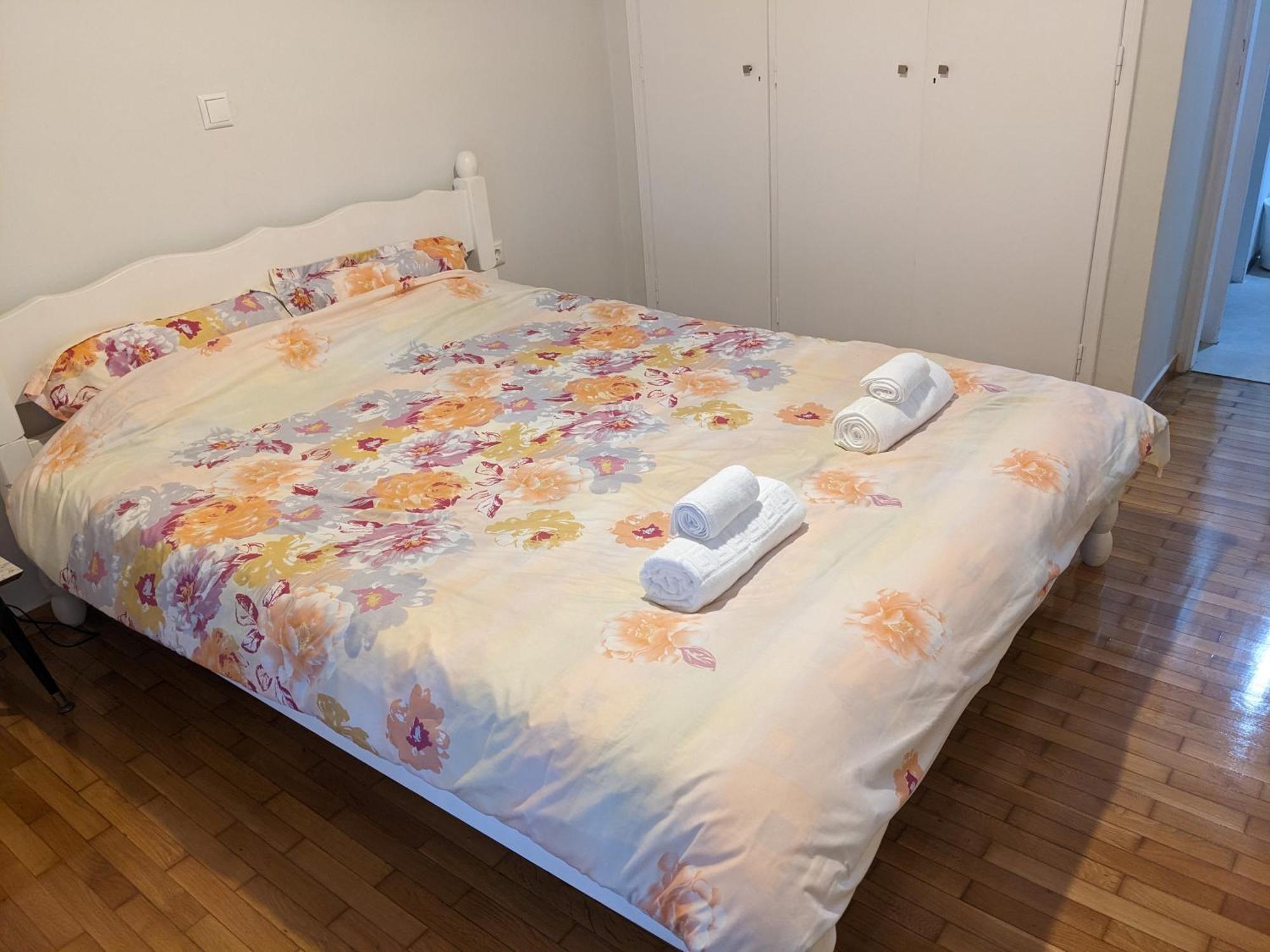 Harbor View Haven Apartment Piraeus Bagian luar foto